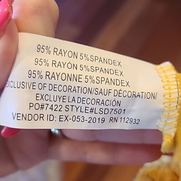 Daisy island womens soft yellow tshirt dress with button down back‎ size medium - Picture 4 of 4